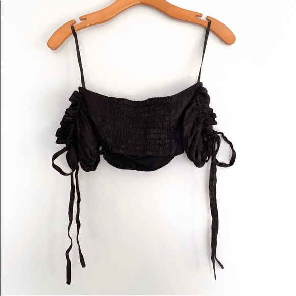 Chrissy Tegan X revolve cropped matcha top - Picture 6 of 8